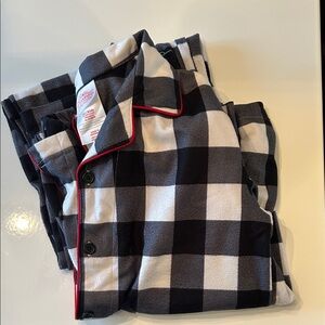 ✨ Black and White Checkered Pajama Set